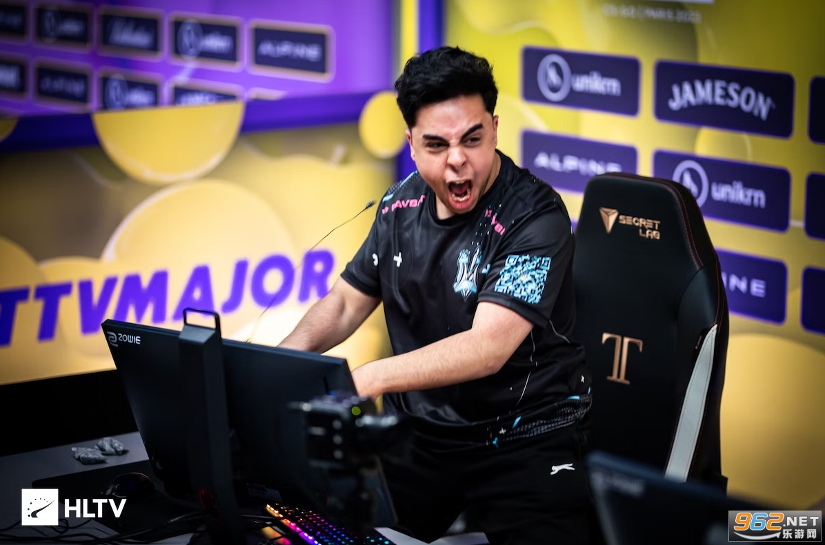 神！EDG ZmjjKK 决胜局凤凰无双四杀，锁定今日TOP 1。-安博电竞